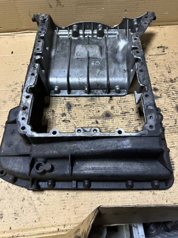 Піддон масляний картера двигуна A6510141402 MERCEDES