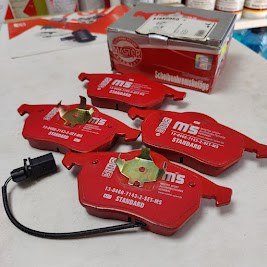 Передні гальмівні колодки 13046071432SETMS MASTER-SPORT