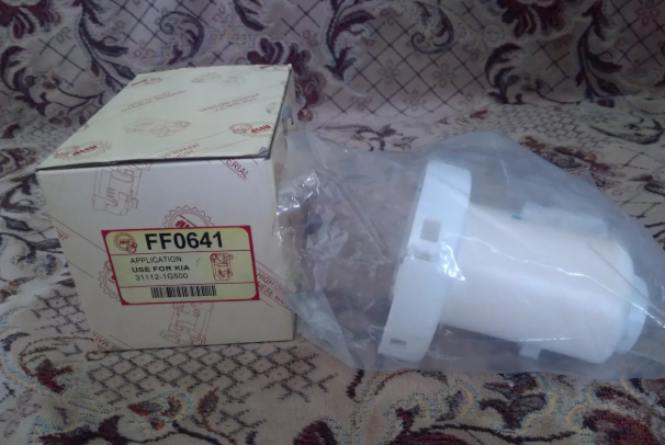 Фільтр палива FF0641 AMP