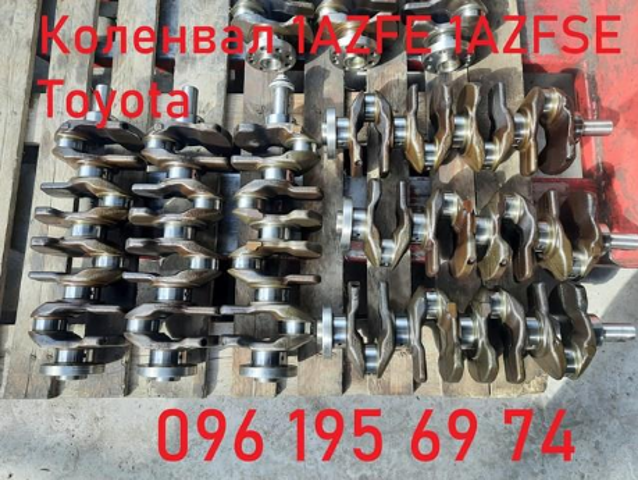 Колінчастий вал 1341128040 TOYOTA