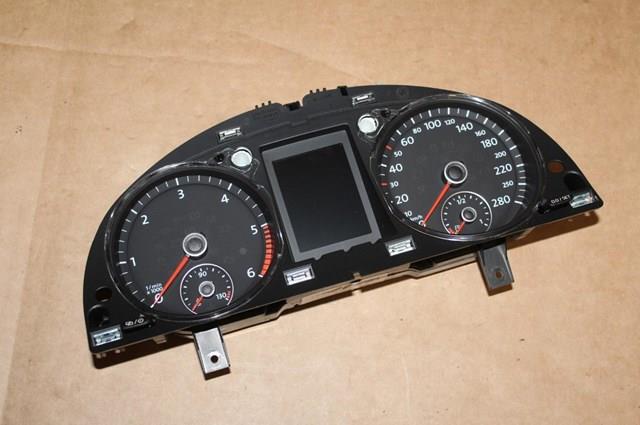 Спідометр 3C8920880T VAG