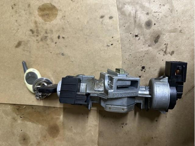 Замок запалювання 3M513F880AC MAZDA