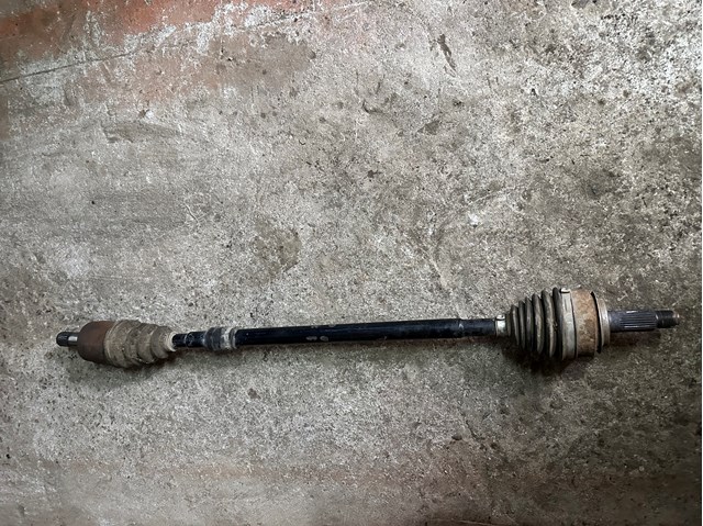 Привід правий 44305SNLT00 HONDA