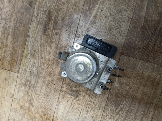 Блок керування АБС (ABS) 476604NA1A NISSAN