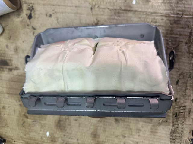 Подушка безпеки, пасажирська, AIRBAG 7030A071 MITSUBISHI