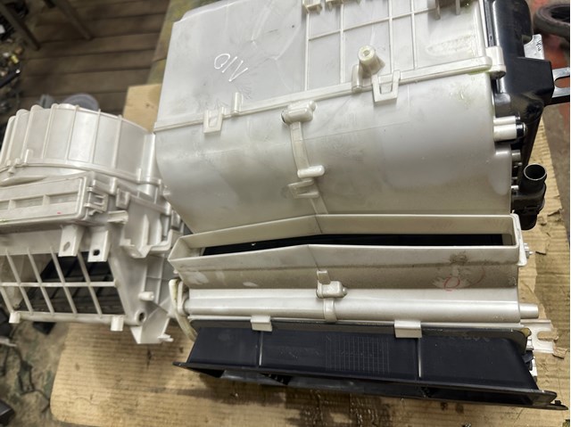 Теплообмінник 7800A034 MITSUBISHI