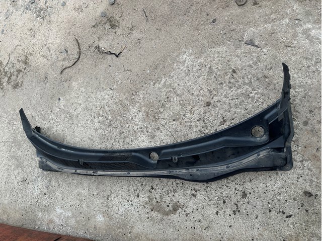 Решітка двірників 861502T000 HYUNDAI
