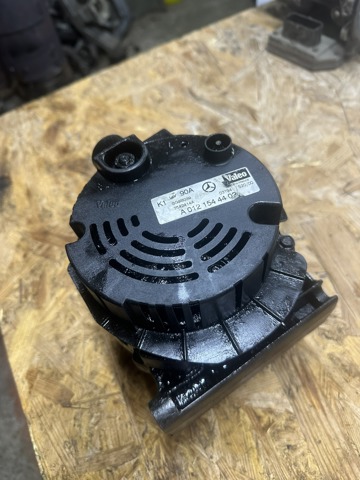 Генератор A0121544402 MERCEDES