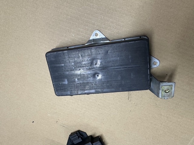 Подушка безпеки, передньої, лівих дверей AIRBAG A1688600105 MERCEDES