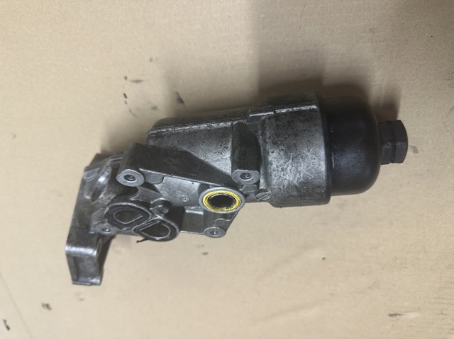 Корпус маслофільтра A6681800210 MERCEDES