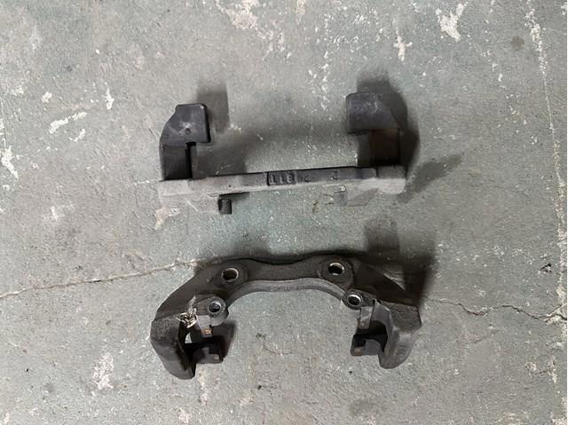 Скоба супорта переднього BP4K33281B MAZDA
