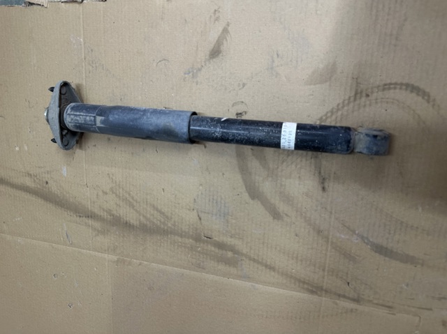 Амортизатор задній EG2128910F MAZDA
