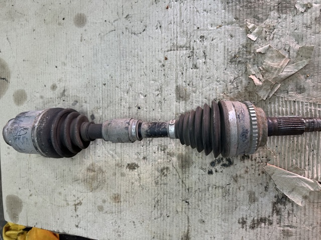 Привід передній правий GP312550XE MAZDA
