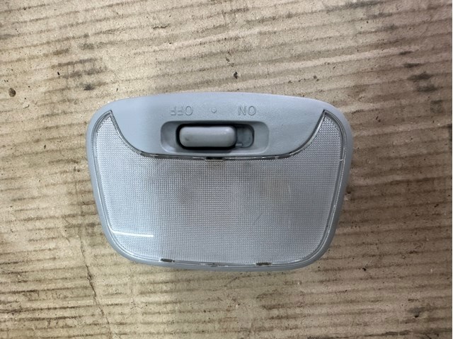 Плафон освітлення салона/кабіни, задній MR190205 MITSUBISHI