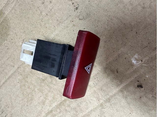 Кнопка аварійної сигналізації MR406456 MITSUBISHI