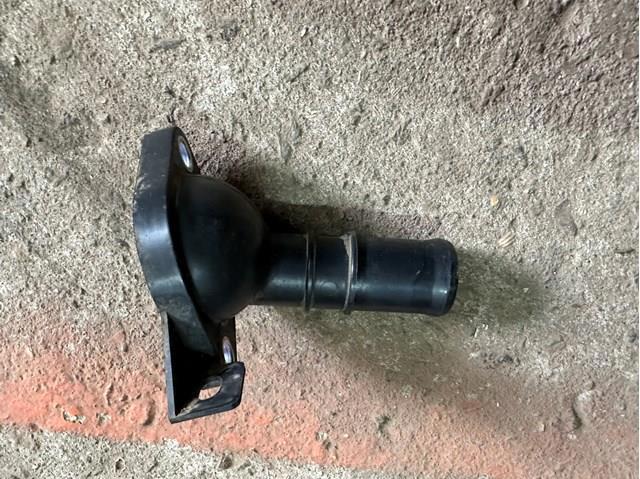 Кришка корпусу термостата ZJ0115172 MAZDA