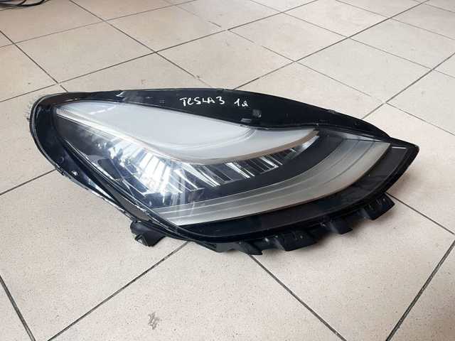Основна фара - вставка 107737210I Tesla Model