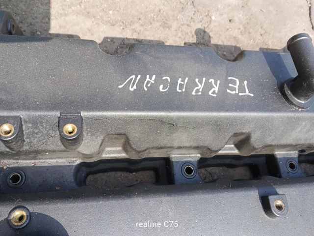 Кришка двигуна 224104X410 HYUNDAI