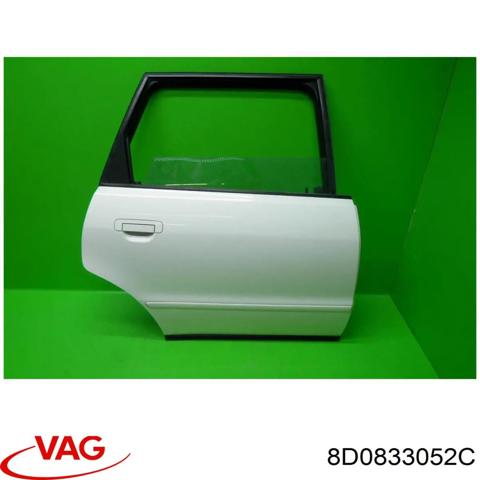 Двері задні в зборі 8D0833052C VAG