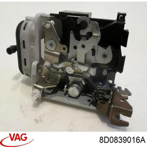 Замок задніх дверей, правих 8D0839016A VAG