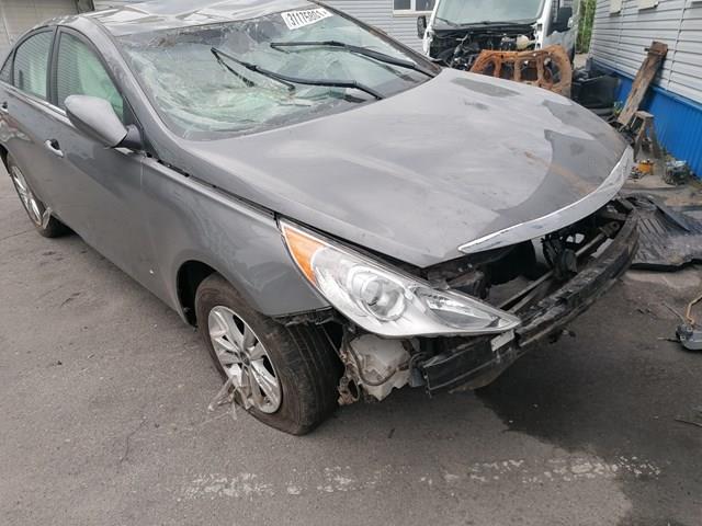 Фара правая 921023Q000 HYUNDAI
