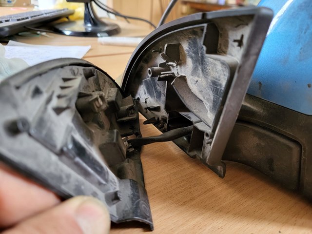 Праве дзеркало заднього виду 963014NC0C NISSAN