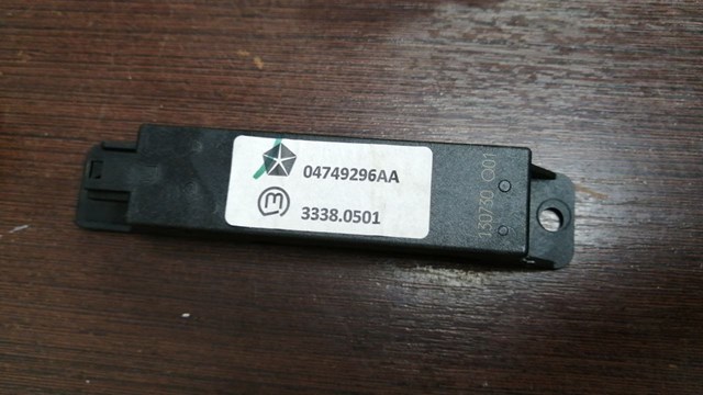 Антена замку двері 04749296AA CHRYSLER