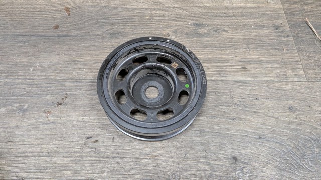 Демпфер колінвалу 04C105243D VAG