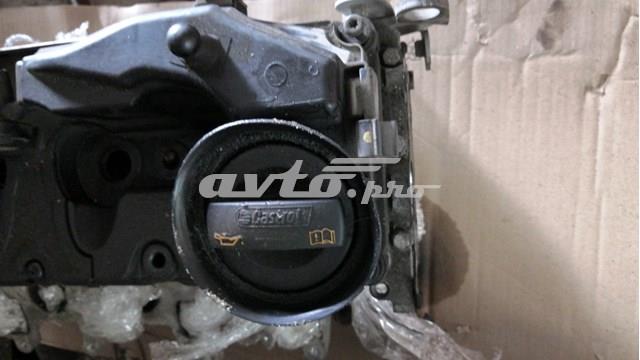 Кришка маслозаливной горловини 06C103485P VAG
