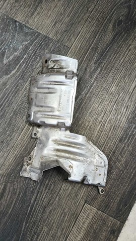 Кришка випускного колектора 06K129596C VAG