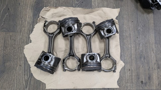 Поршнекомплекти без кілець 1110D114 MITSUBISHI