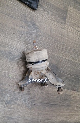 Права подушка двигуна 1236236051 TOYOTA