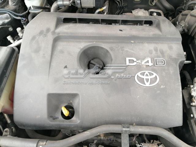 Кришка двигуна декоративна 1261126030 TOYOTA