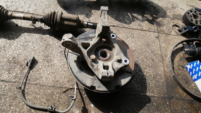 Цапфа поворотного кулака 13319480 GM