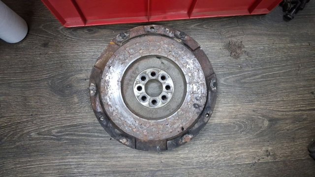 Маховик зчеплення 134050E030 TOYOTA