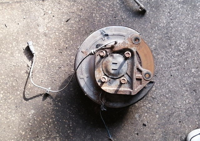 Дискові гальма 13502136 GM