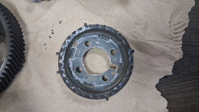 Шестерня маслянного насосу 1352430010 TOYOTA