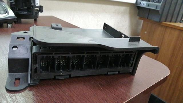 Блок управління комфорту 13594614 GM