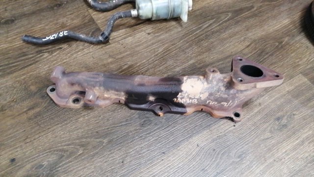 Колектор випускний 14004W000P MITSUBISHI