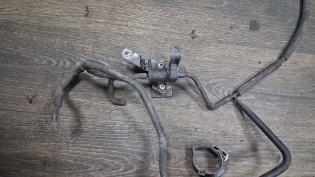 Клапан соленоїд регулювання заслонки EGR 1495600Q0L NISSAN