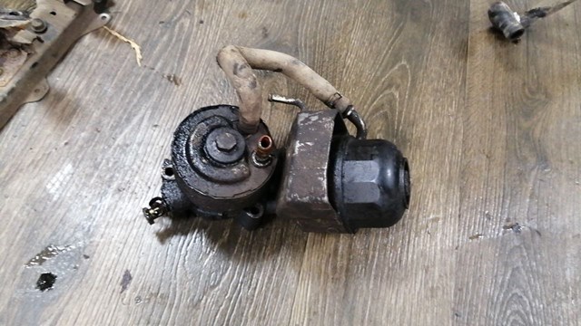 Корпус масляного фільтра 15200VK500 NISSAN