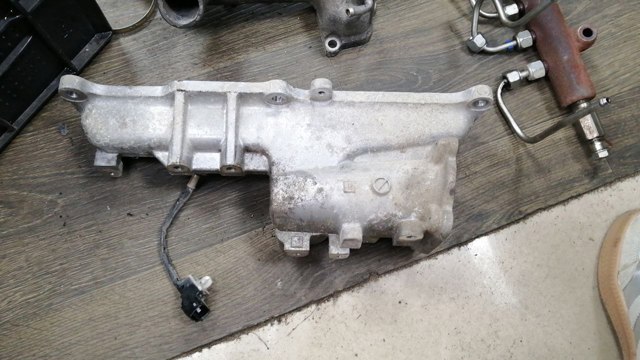 Колектор впускний 1540A510 MITSUBISHI