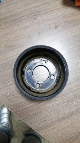 Шків віскомуфти 163710E010 TOYOTA