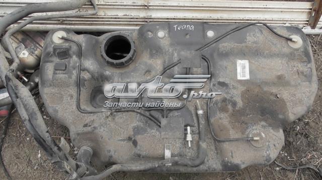 Бензобак 172029Y026 NISSAN