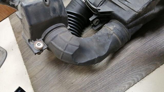 Патрубок повітряний, вихід повітряного фільтра 17254RFWG01 HONDA