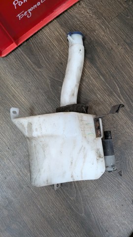 Насос омивача 1743149 FORD