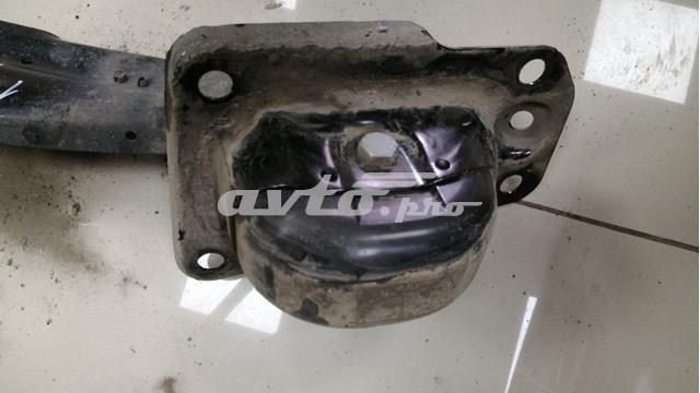 Захист заднього нижнього важеля 1K0501475 VAG