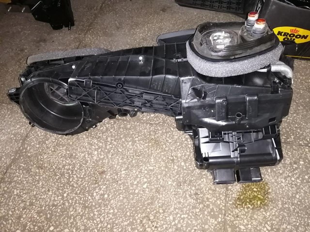 Корпус печі в зборі 1K1820007A VAG