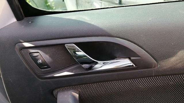 Ручка передніх дверей внутрішня, права 1Z0839222A739 VAG