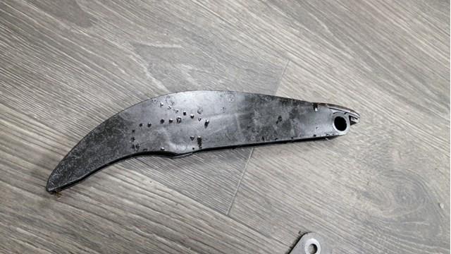 Заспокоювач ланцюга ГРМ, правий 244202E000 HYUNDAI